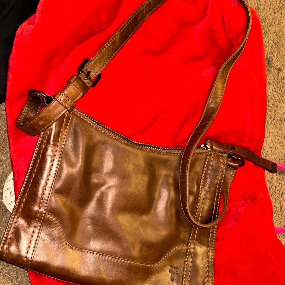 Brown leather Frye purse